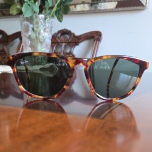 Vintage Ray-Ban W1593 Style 1 Tortoise Shell Sunglasses